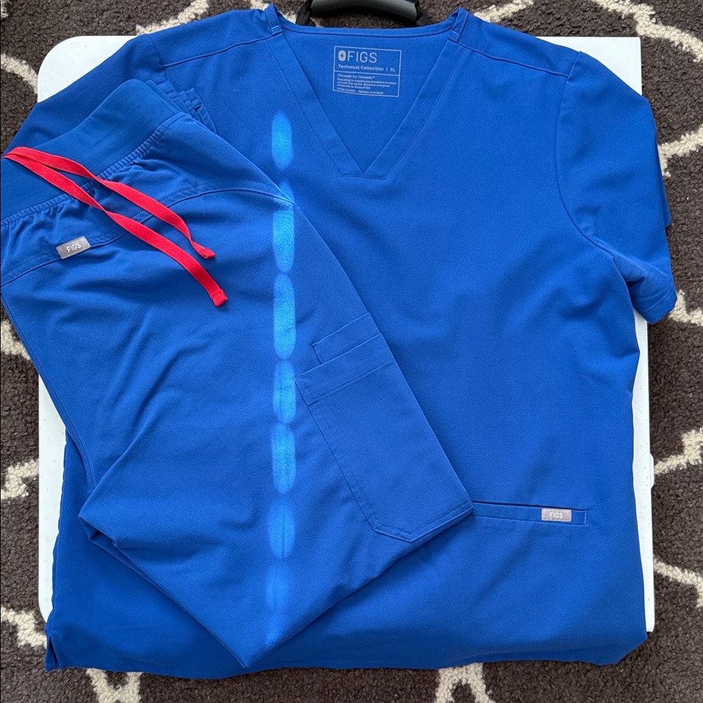 Figs Winning Blue Scrub Top *TOP ONLY*